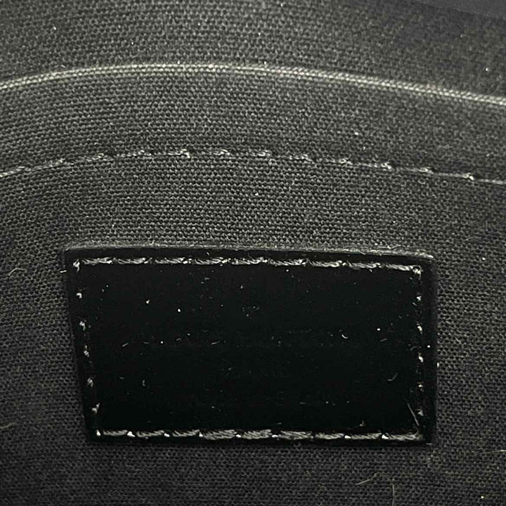 Louis Vuitton Luxury - Purse