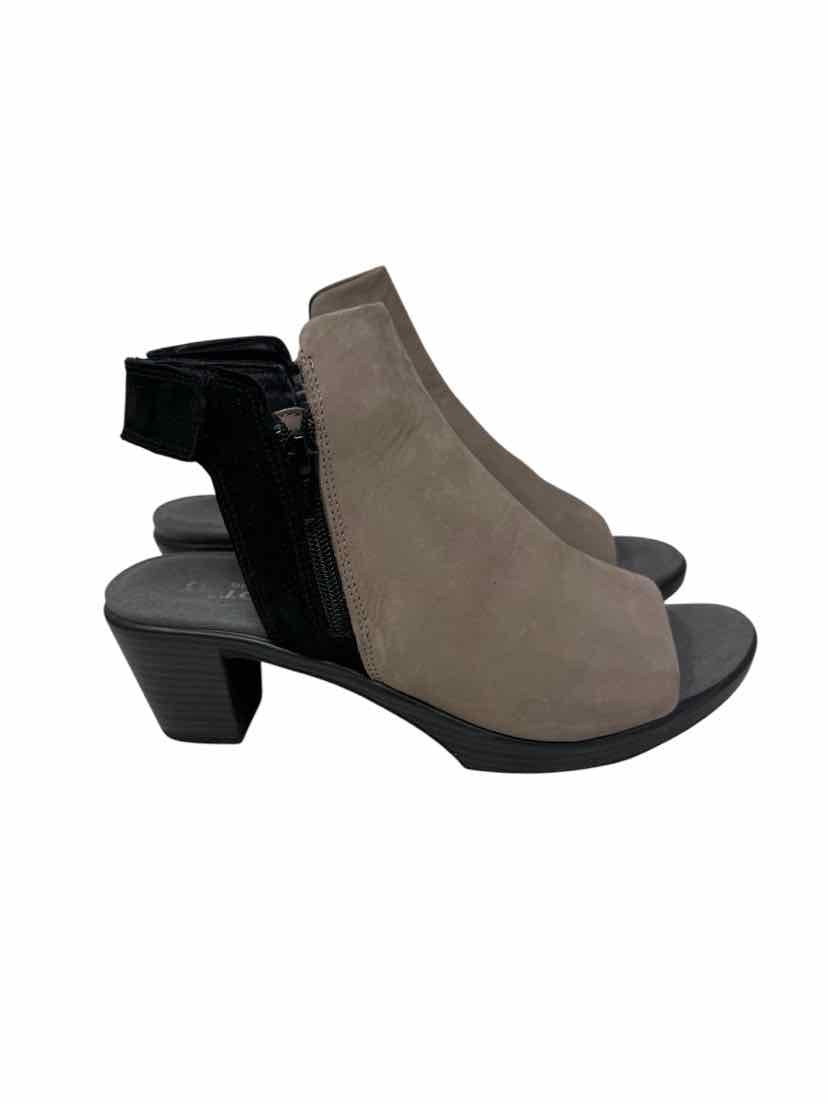 Shoe Size 38 NAOT Black Boots