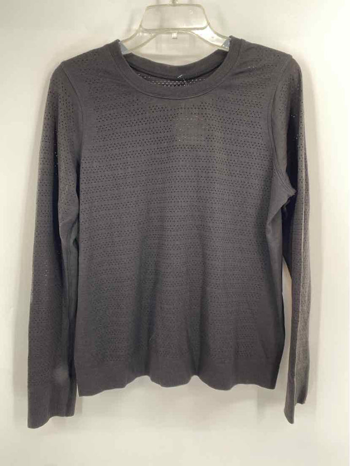 Size M Lululemon Black Shirt
