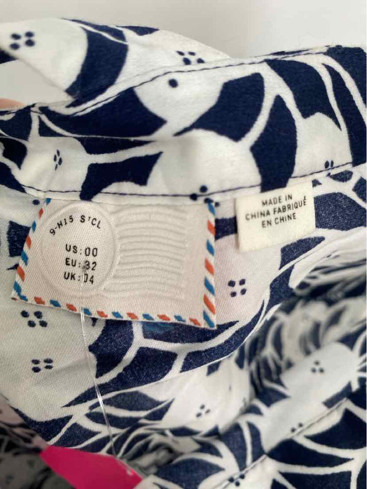 Size 00 Anthropologie Navy Print Shirt