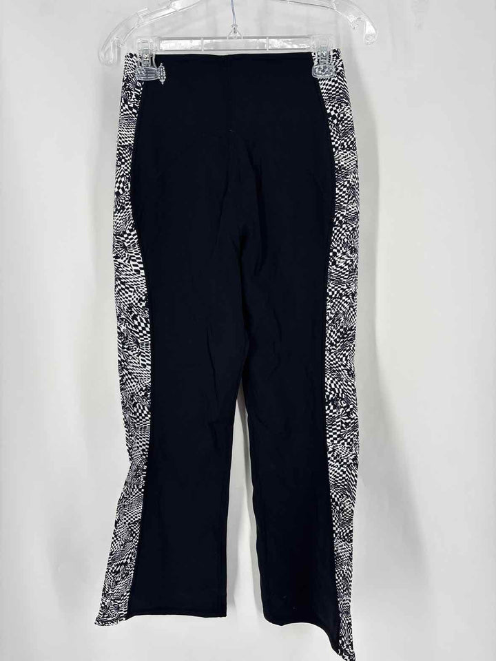 Size M FREE PEOPLE Black/White Pants