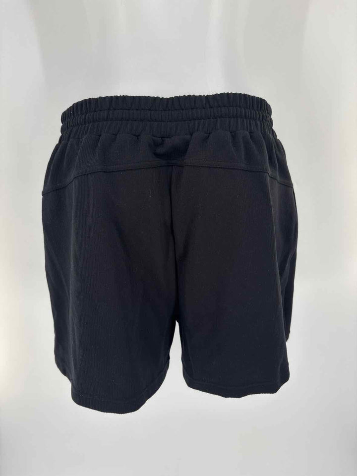 Size L ZELLA Black Shorts