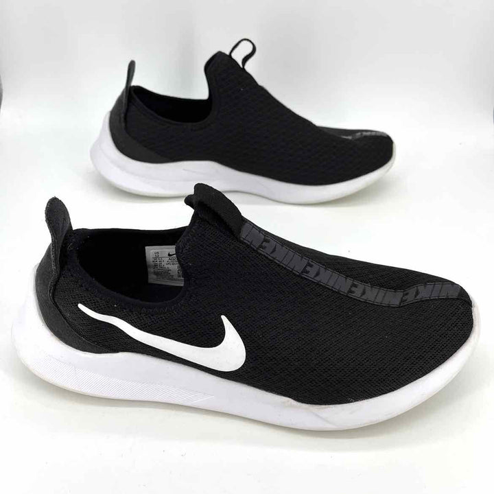 Shoe Size 12 Nike Black Knit Mesh Sneakers