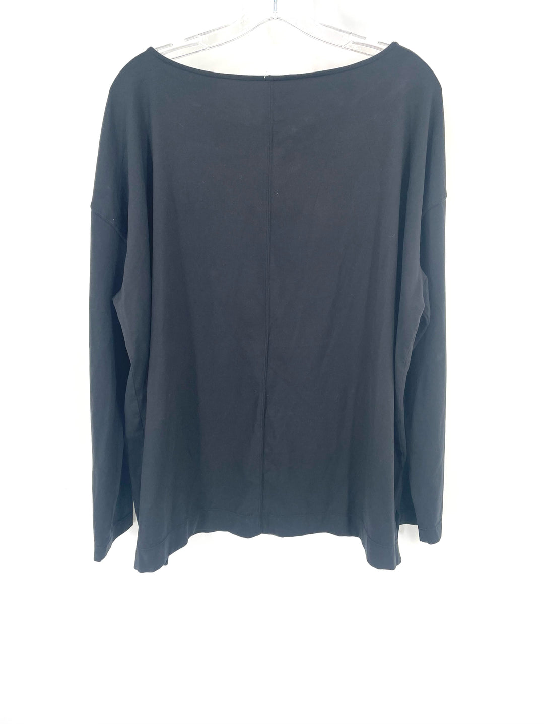 Size 2X Lilly Pulitzer Black Shirt