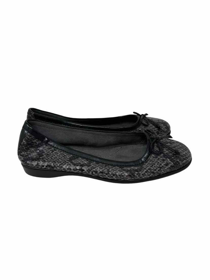 Shoe Size 8 AEROSOLES gray print Flats