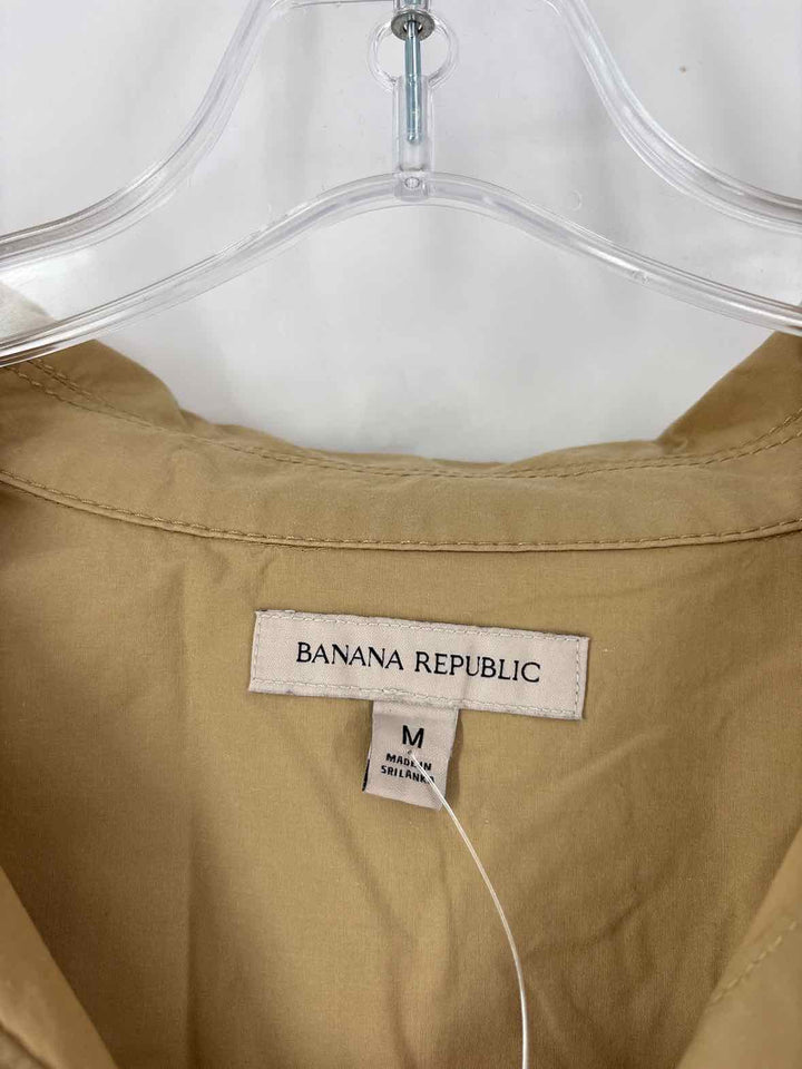 Size M Banana Republic Tan Cotton Shirt
