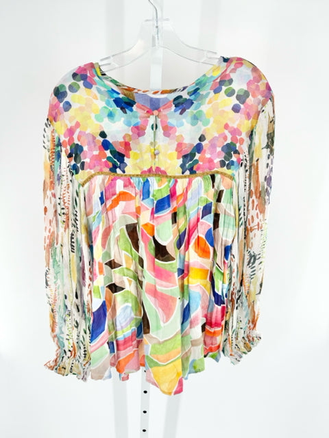 Size M Multi-Color Shirt