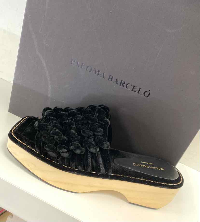 Shoe Size 39 Black Velour Luxury - Sandals