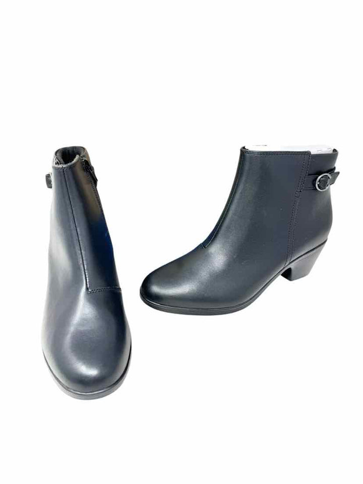 Shoe Size 10 CLARKS Black Boots