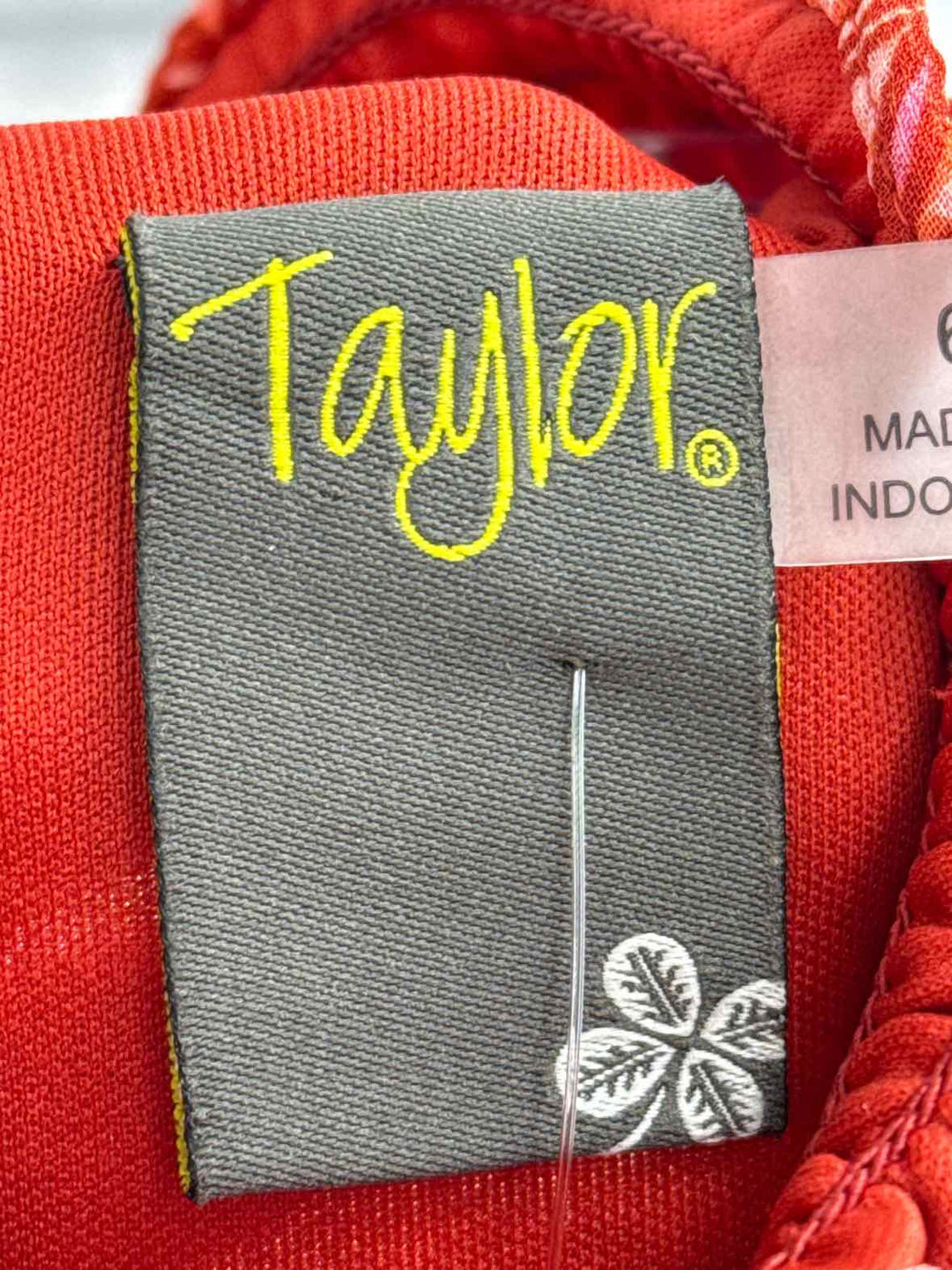Size 6 TAYLOR ORANGE PRINT Dress