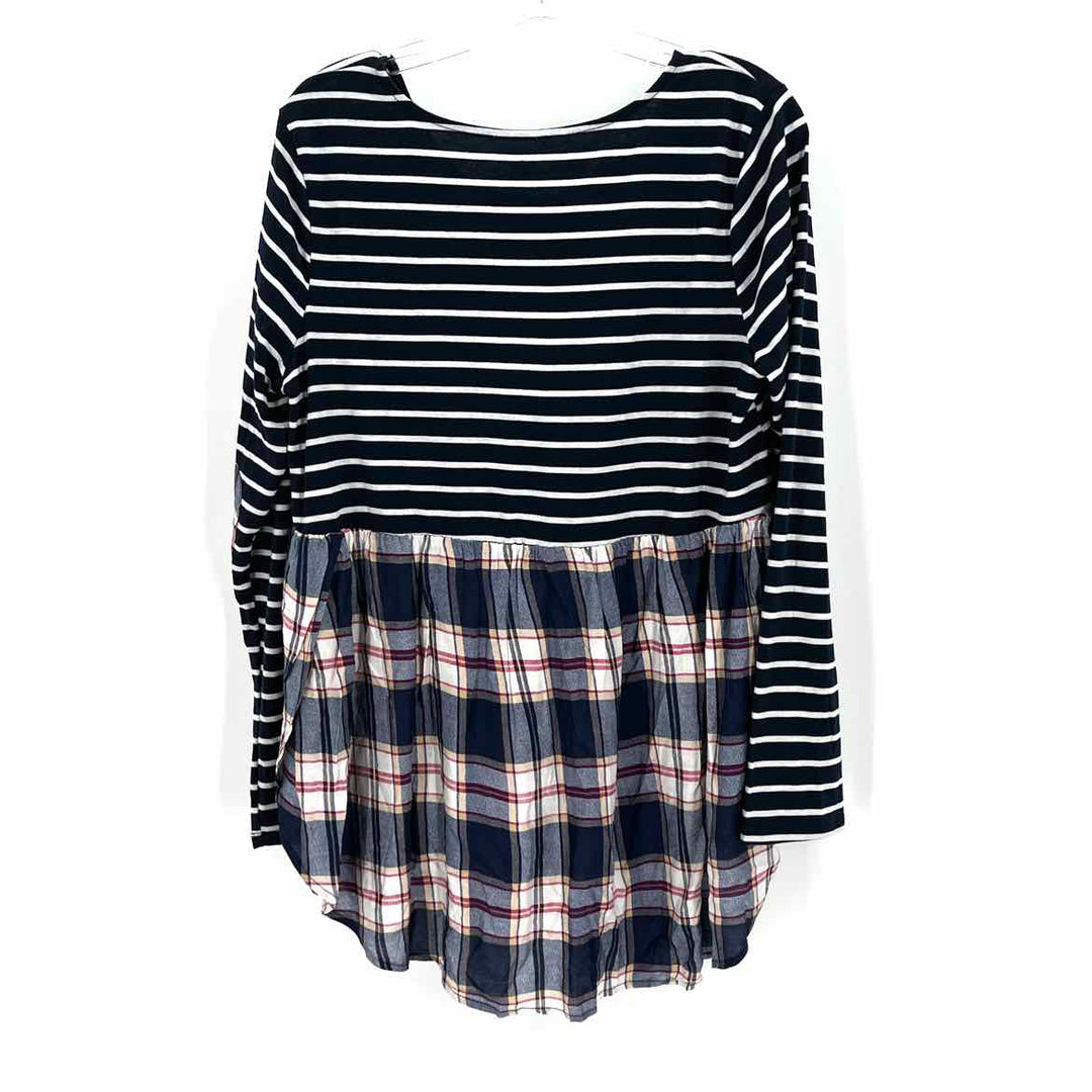 Size L Umgee Navy Knit Shirt