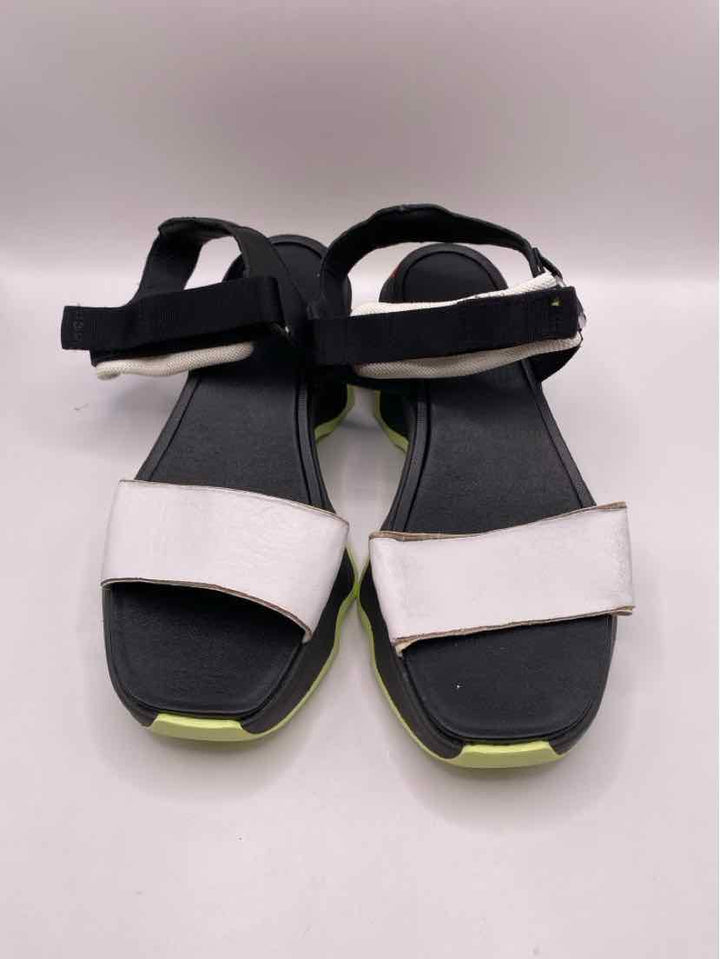 Shoe Size 7.5 Sorel Black Leather Sandals