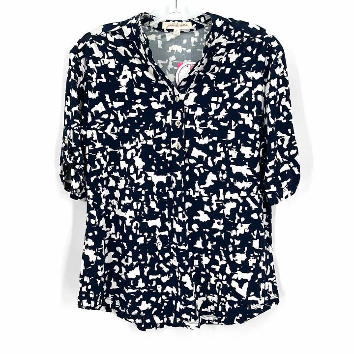 Size M Navy Print Shirt