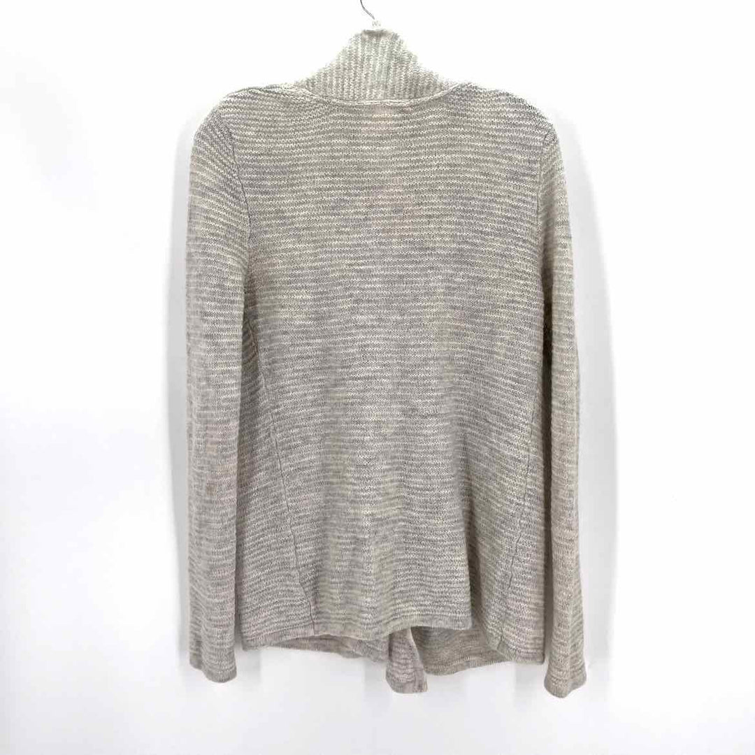 Size M Gray Knit Sweater