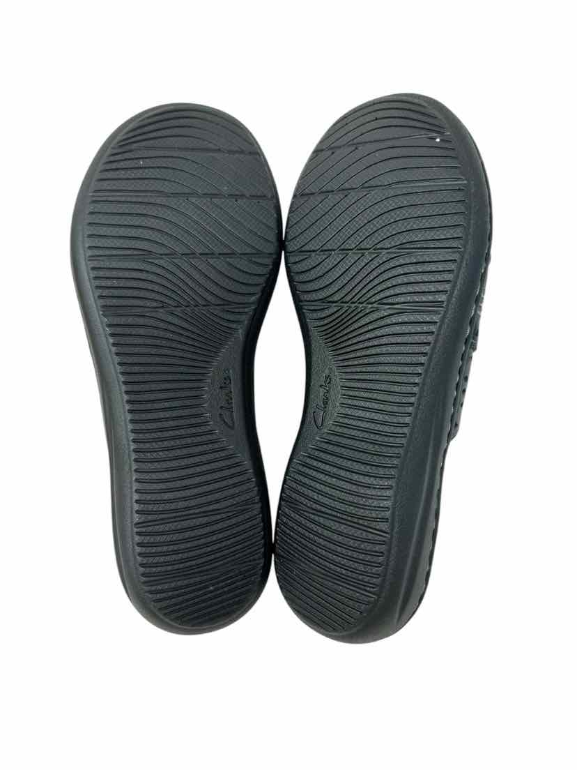 Shoe Size 7.5 CLARKS Black Leather Flats