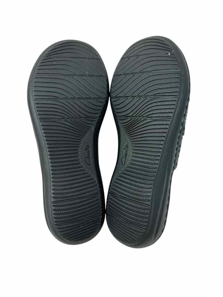 Shoe Size 7.5 CLARKS Black Leather Flats