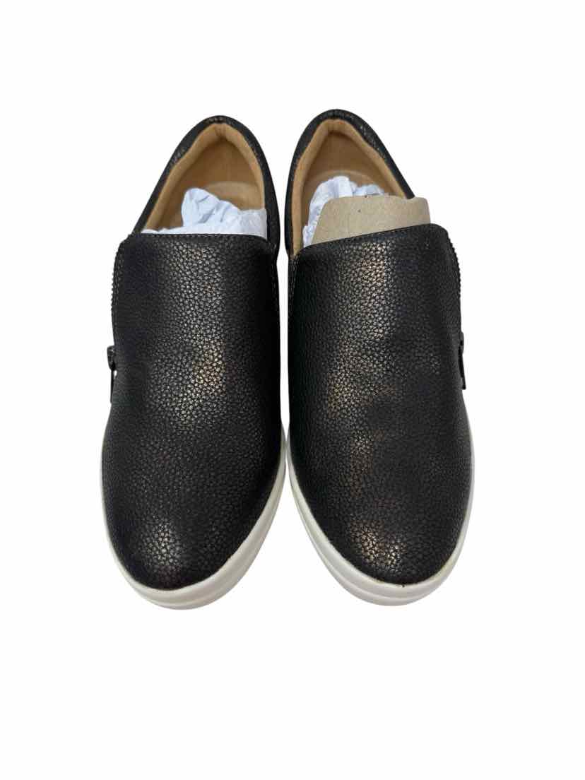 Shoe Size 7 Naturalizer Bronze Sneakers