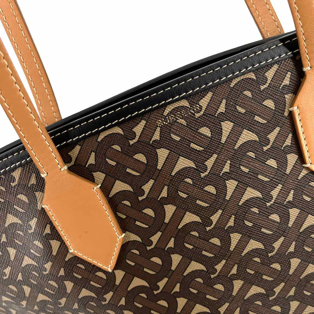 Burberry Luxury - Purse