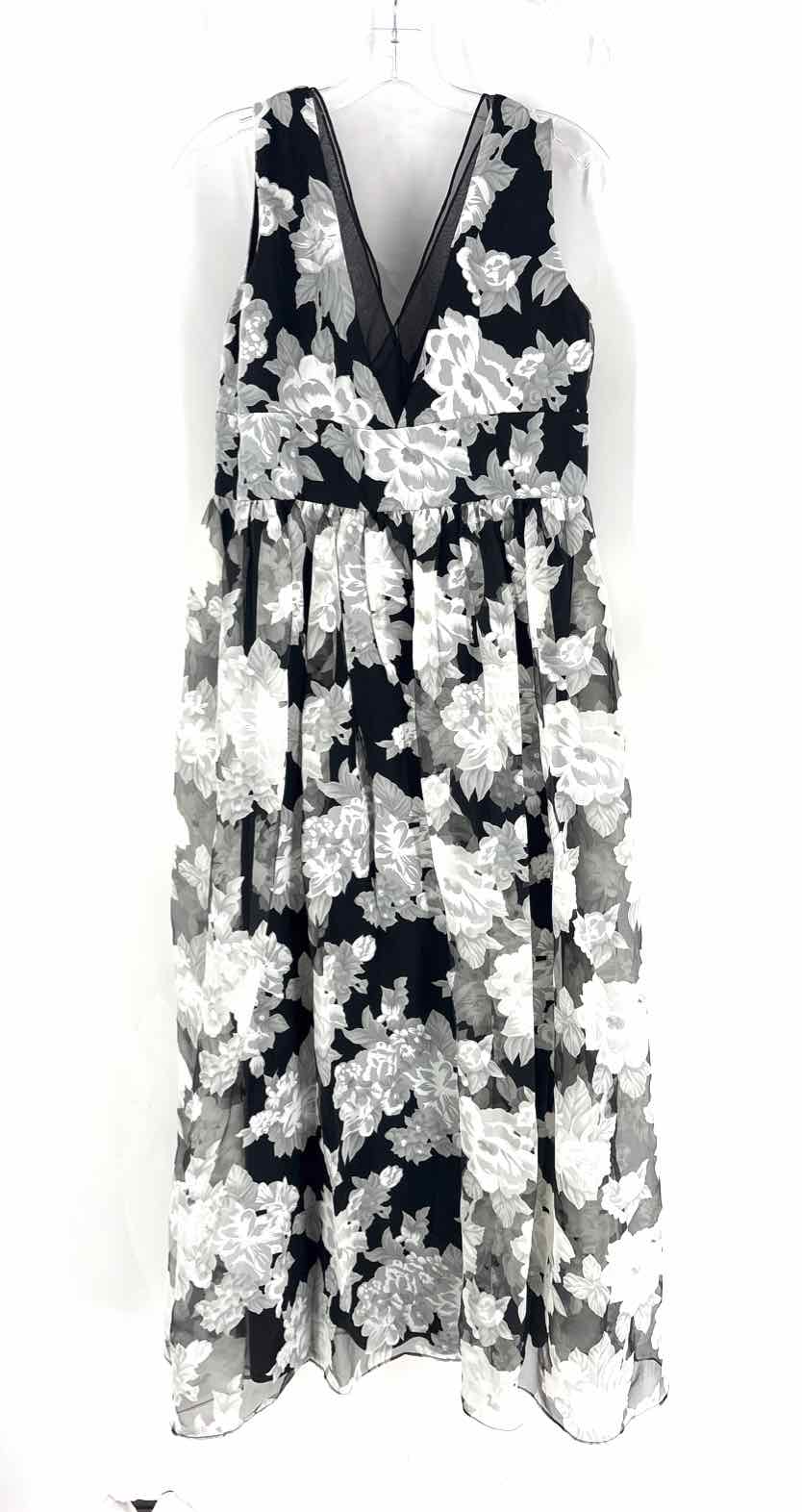 Size 14 VERA WANG Black Dress