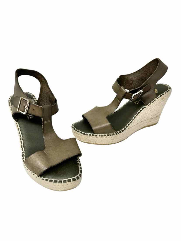 Shoe Size 40 Olive Sandals