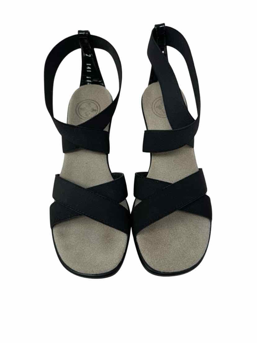 Shoe Size 38 Black Sandals