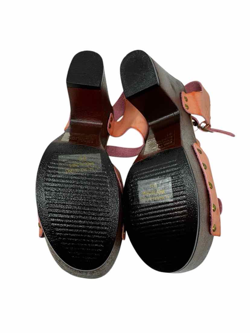 Shoe Size 6.5 Peach Sandals