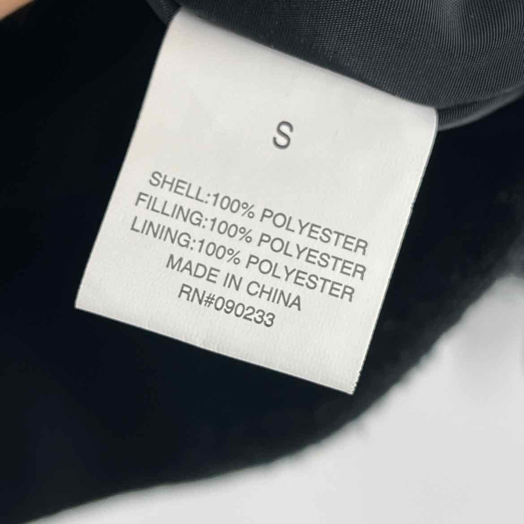 Size S KENDALL AND KYLIE Black Jacket