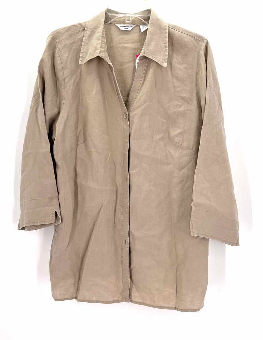 Size 1X Tan Shirt