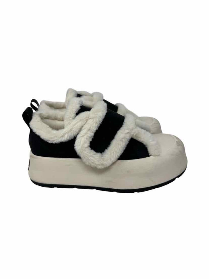 Shoe Size 38 Ivory Flats