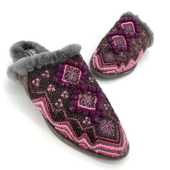 Shoe Size 37 Pink Beaded Slippers