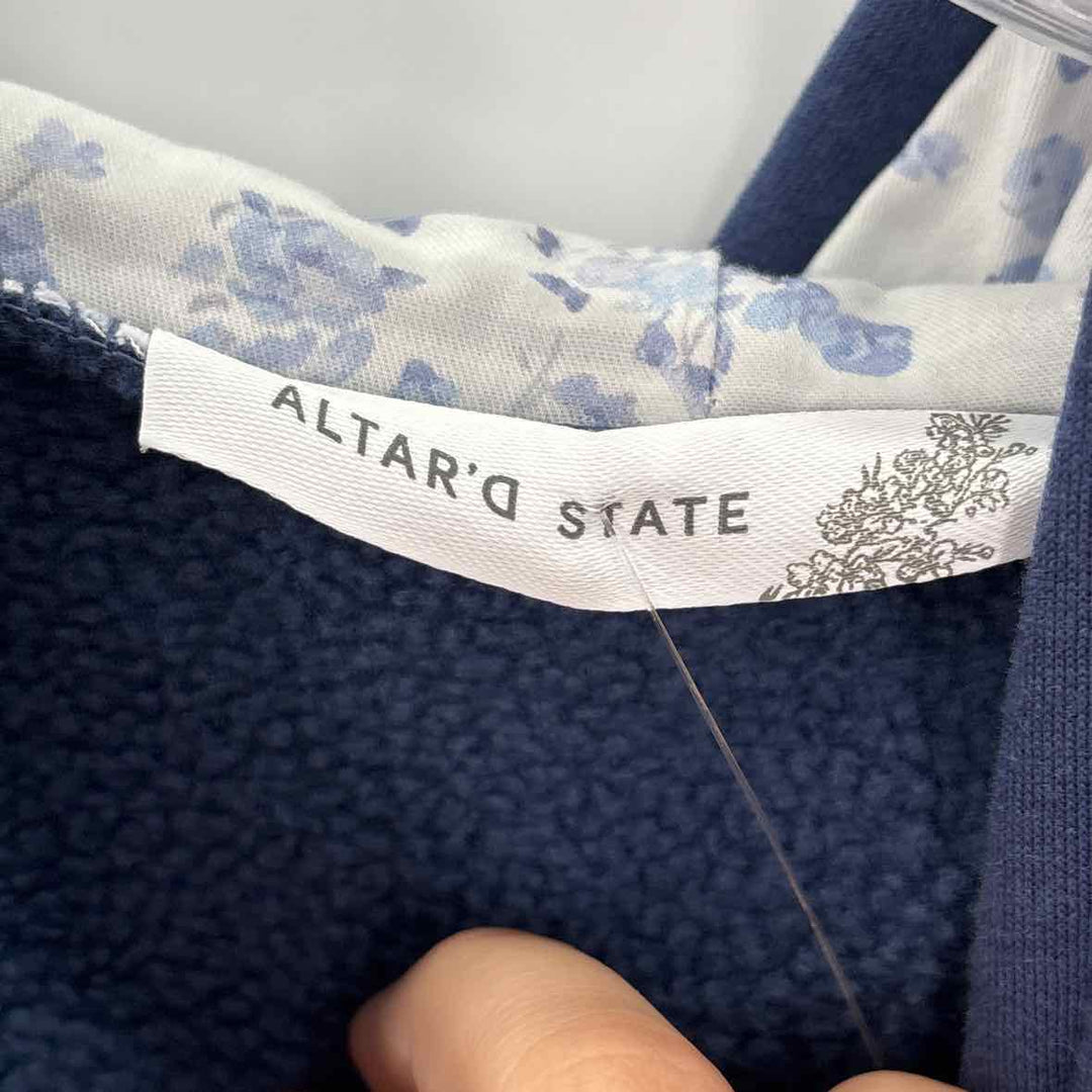 Size M ALTAR'D STATE Blue Shirt
