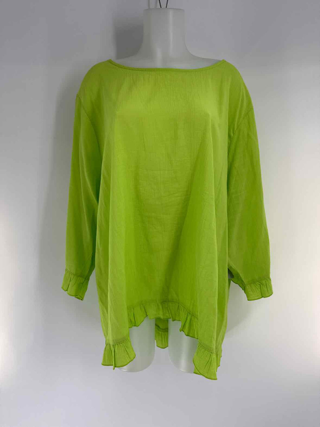 Size 3X MULTIPLES Green Shirt