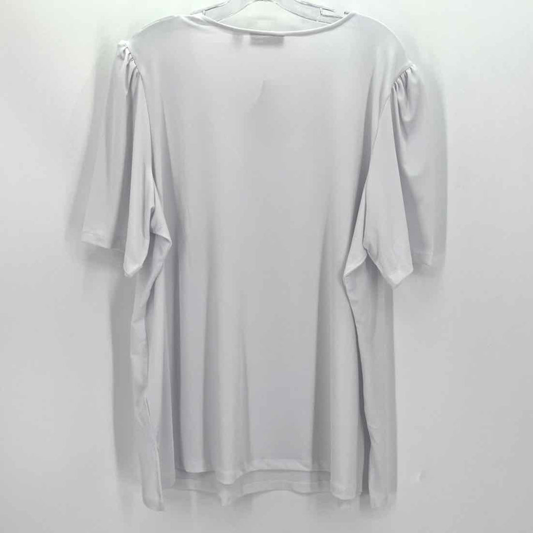 Size 2X SUSAN GRAVER White Shirt