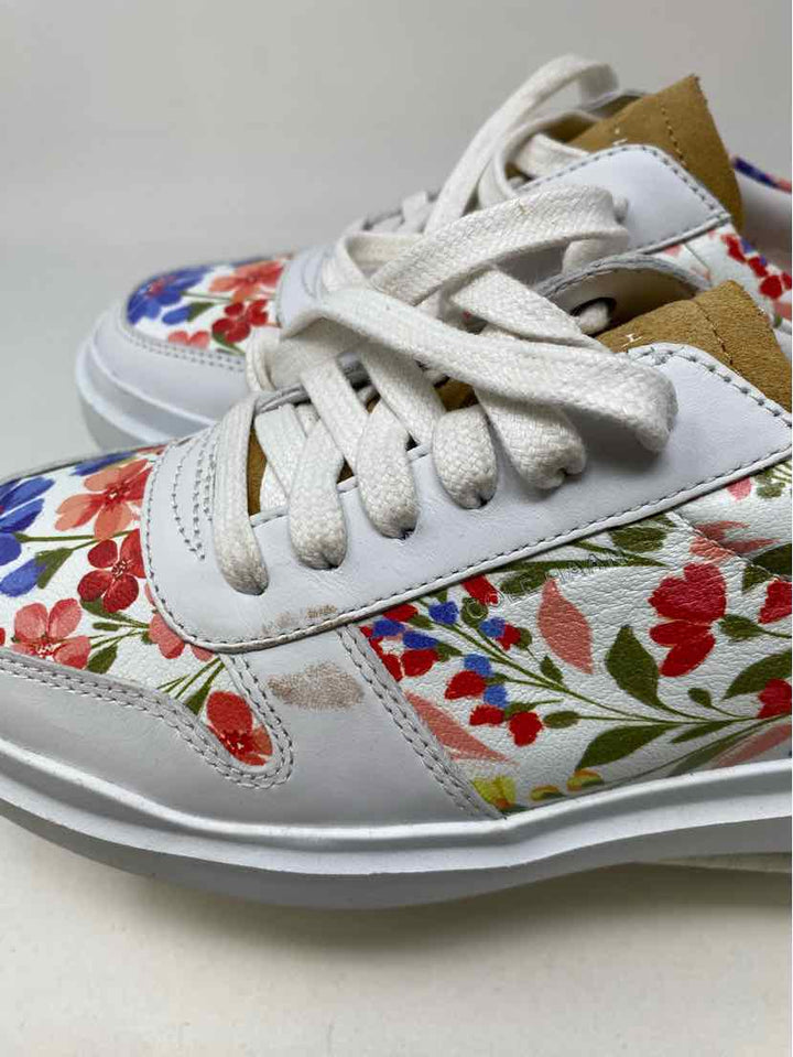 Shoe Size 7.5 Cole Haan White Print Sneakers