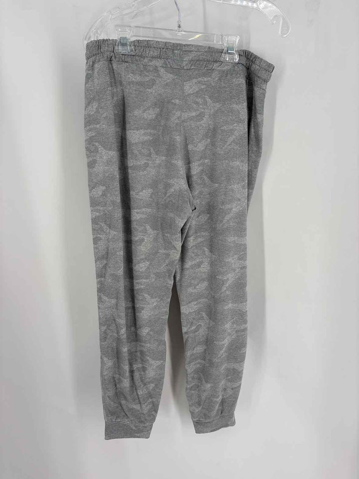 Size M VUORI Gray Pants