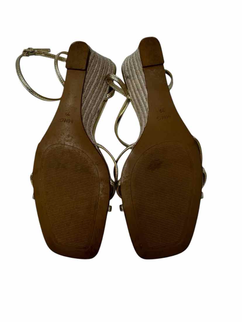 Shoe Size 39 MNG Gold Sandals