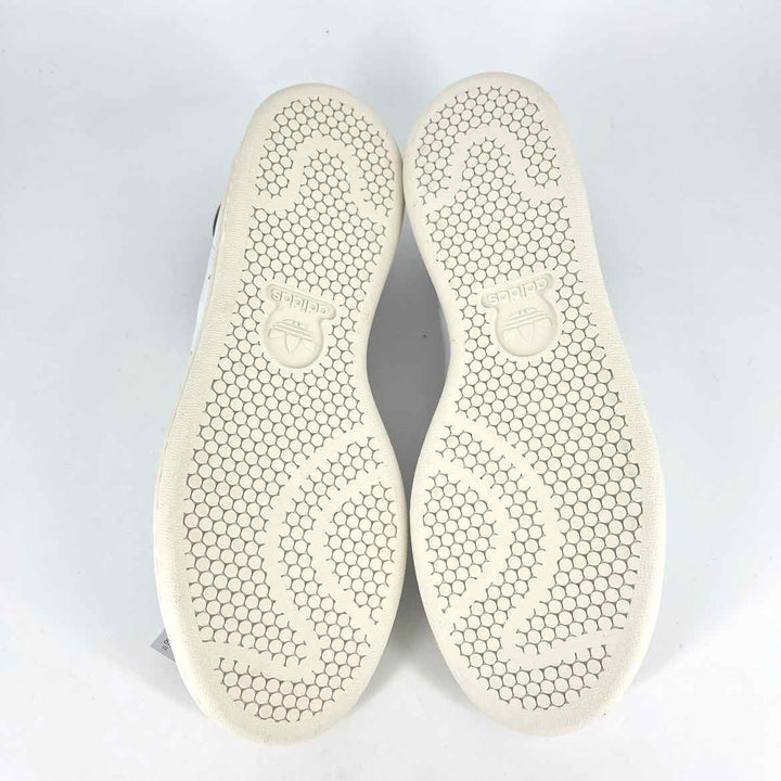 Shoe Size 8.5 Adidas White Leather Velvet Sneakers