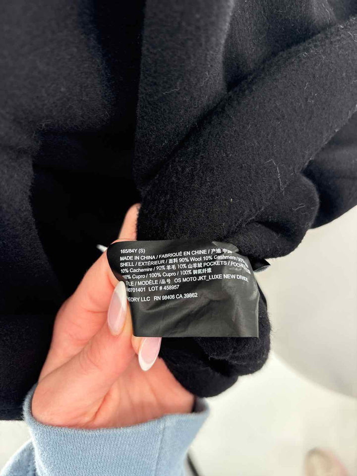 Size S THEORY Black Jacket