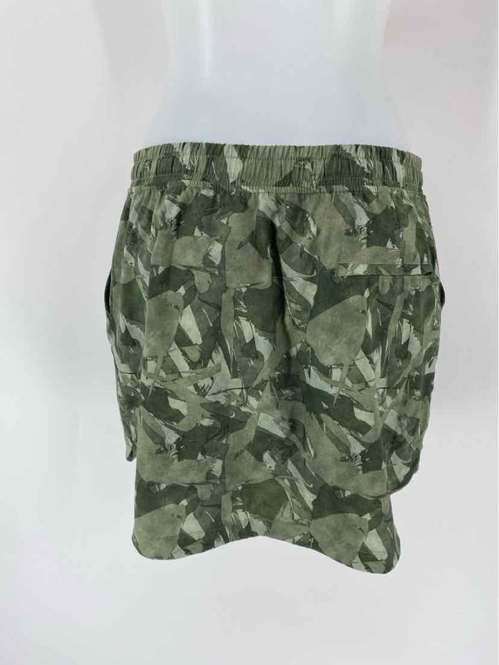 Size M Green Print Skirt