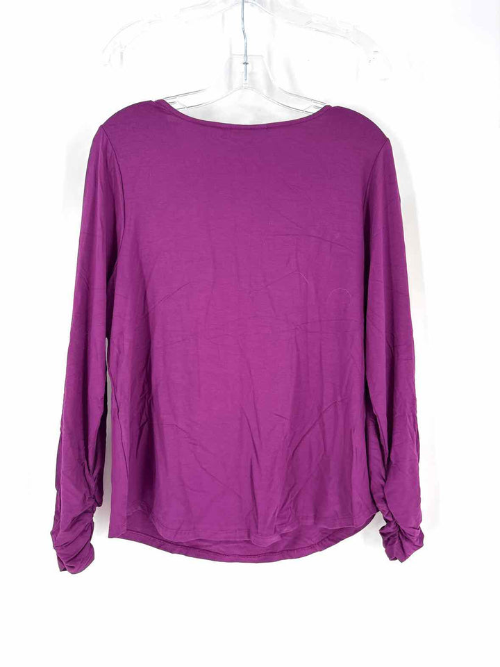 Size L Chico's Fuschia Shirt