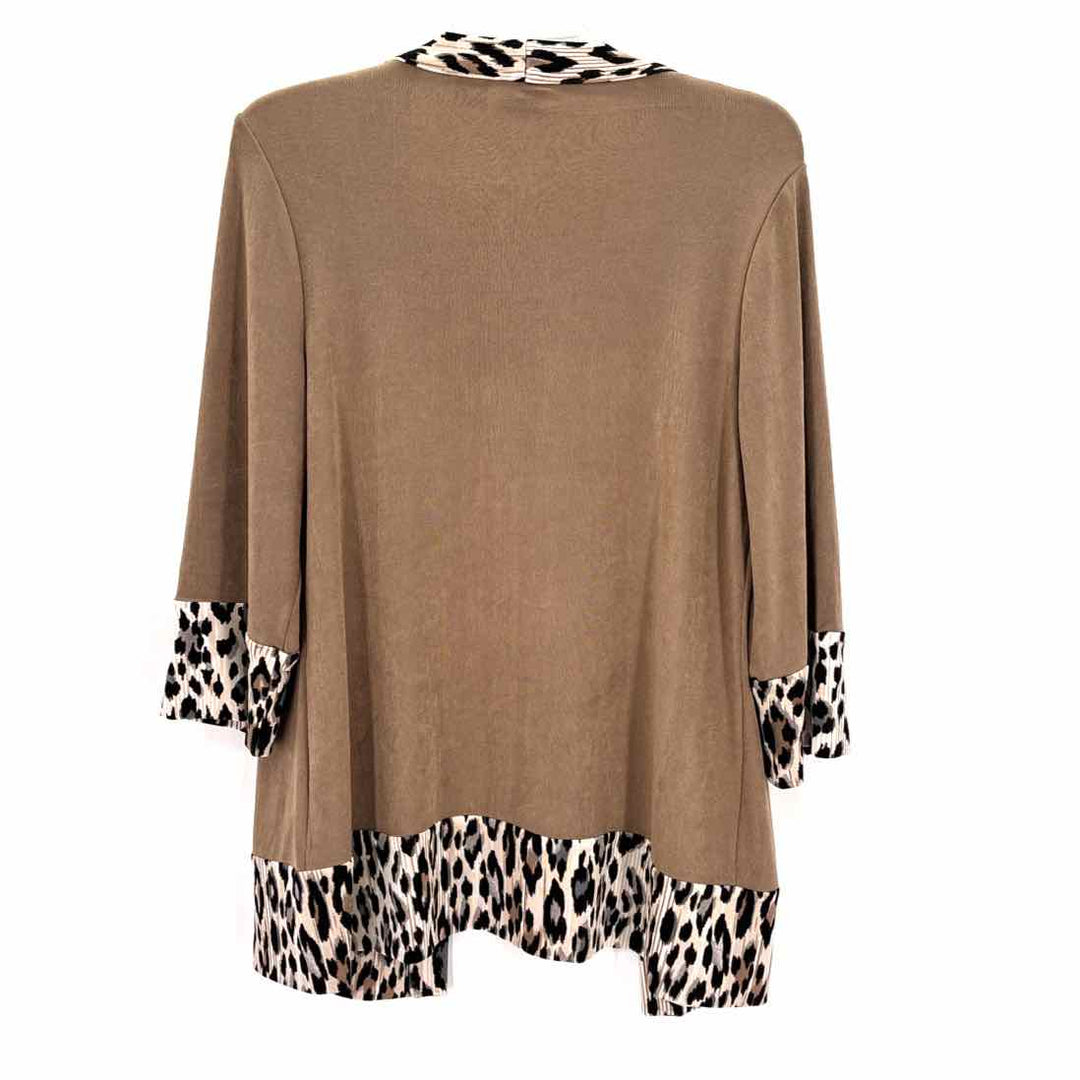 Size 0 Chico's Tan Shirt
