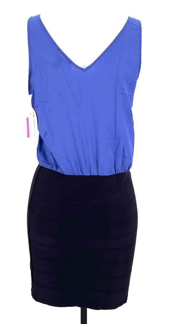 Size M AQUA Purple Dress