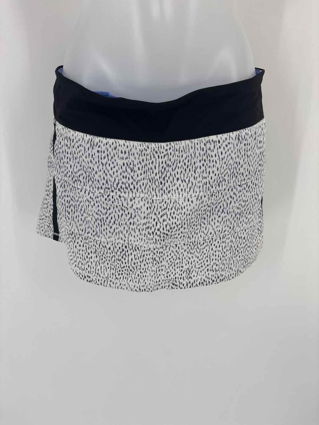 Size 10 Lululemon White Print Skirt