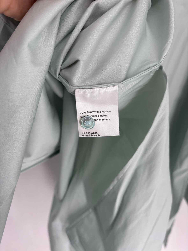Size 8 Akris MINT Luxury - Shirt