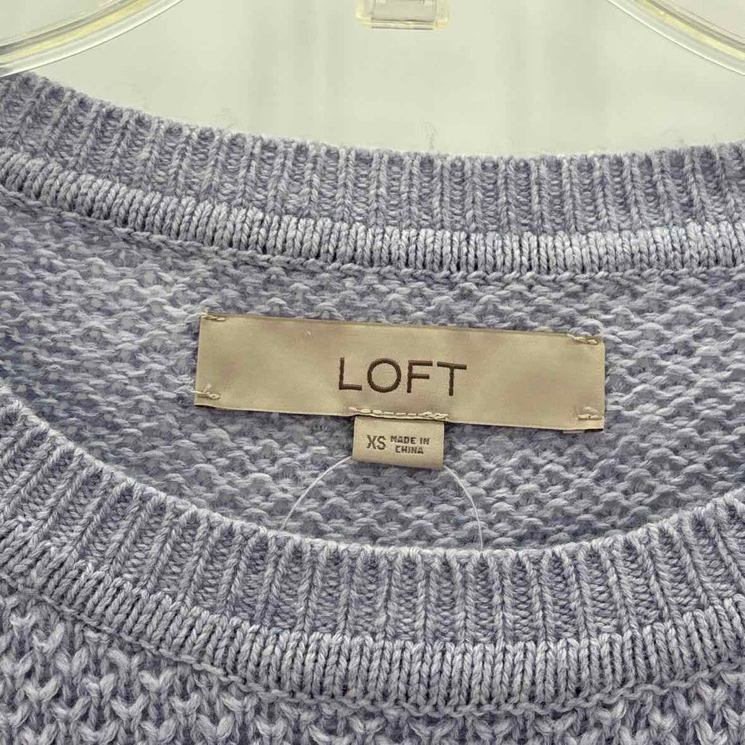 Size XS Ann Taylor Lavender Knit Sweater
