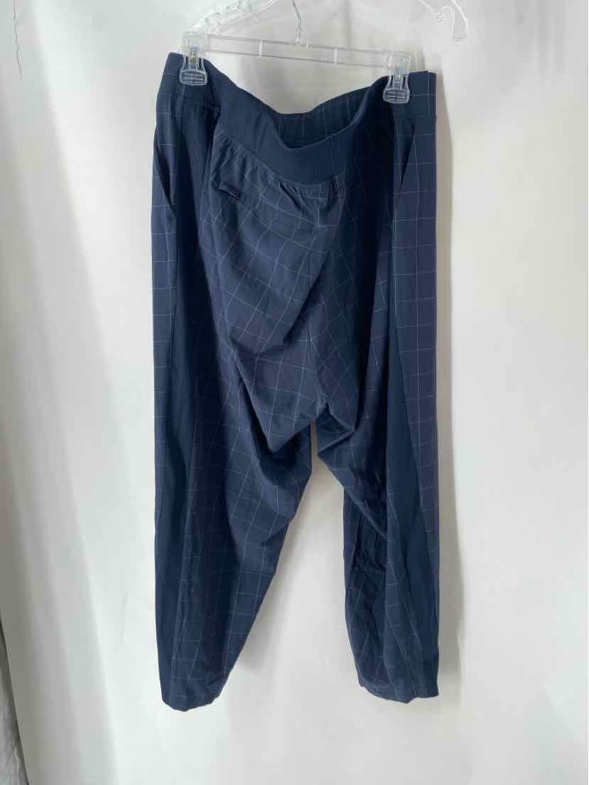Size 18 Athleta Navy Print Pants