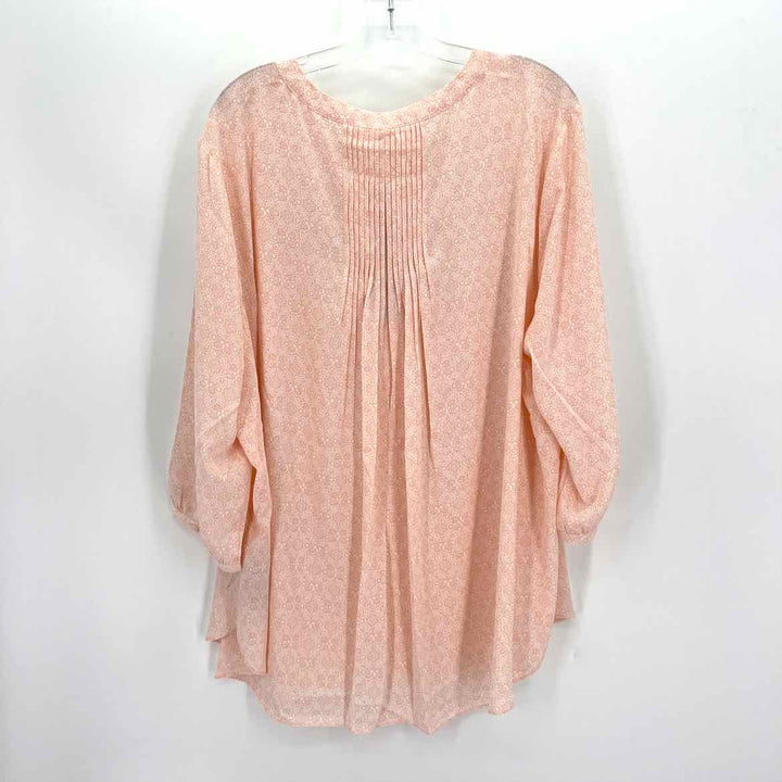 Size 2X NMDJ Peach Shirt