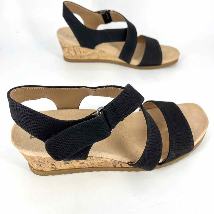 Shoe Size 8.5 LIFESTRIDE Black Sandals