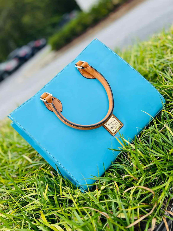Dooney & Bourke Purse
