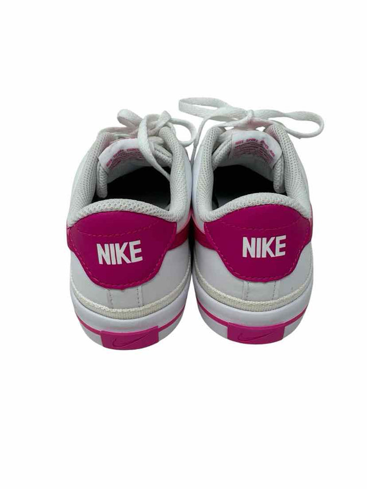 Shoe Size 37.5 Nike White Leather Sneakers